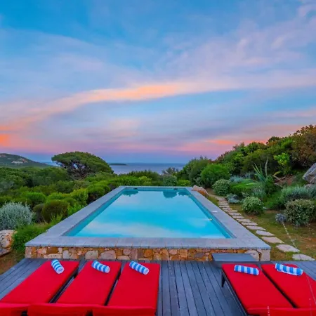 Relax And Reconnect In Porto-Vecchio. Villa With Pool For 10 Вилла Порто-Веккьо