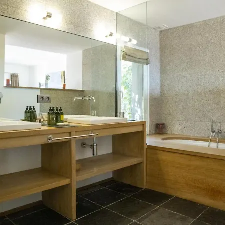 Relax And Reconnect In Porto-Vecchio. Villa With Pool For 10 Вилла *