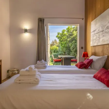 Relax And Reconnect In Porto-Vecchio. Villa With Pool For 10 * Порто-Веккьо
