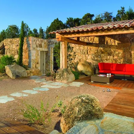 Relax And Reconnect In Porto-Vecchio. Villa With Pool For 10 Вилла
